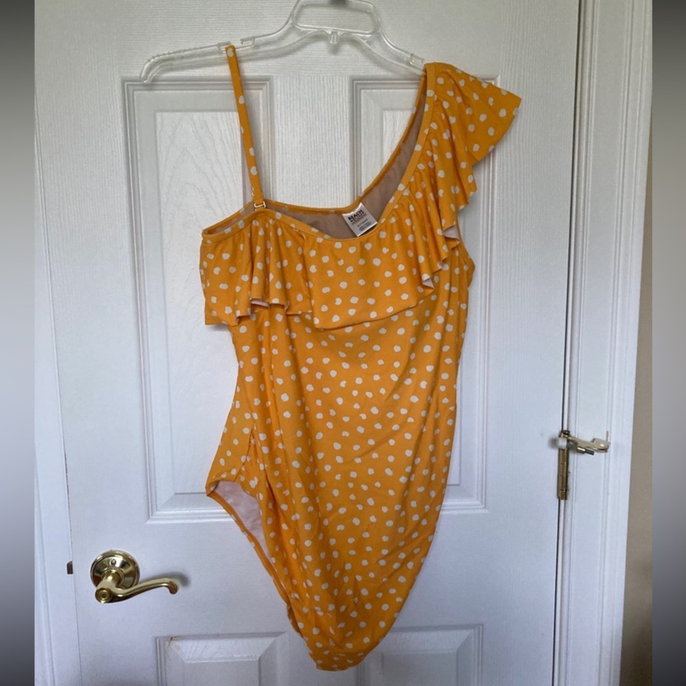 Beach Bump By Motherhood Maternity XL Swimsuit